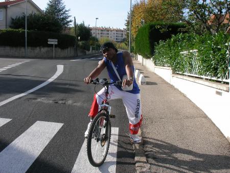 me voila en chem1 vers le plateau pour faire un ptit match de basket 